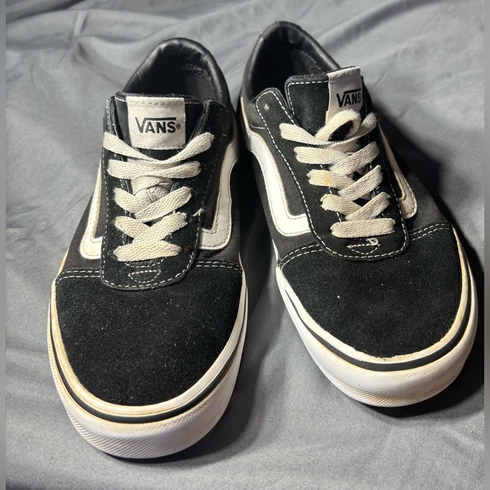 Vans Old Skool Classic Black Suede Low Top Size 7 EPC